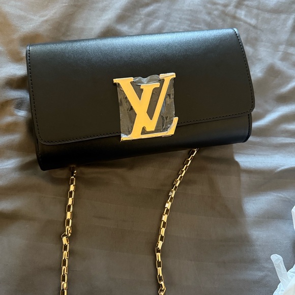 Louis Vuitton Black Clutch with Gold Chain - Picture 3 of 13